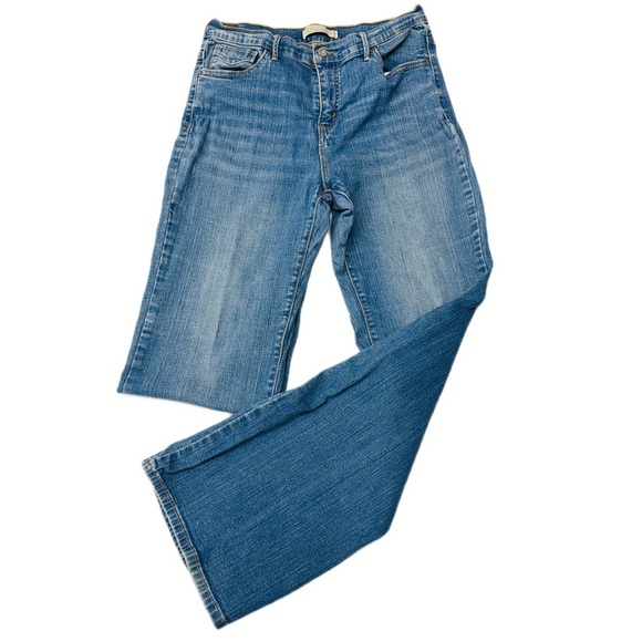 Levi's Denim - Levi's Women's Perfectly Slimming 512 Light Blue Boot Cut Jeans Size 12 Medium
